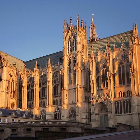 Апартаменты Metz Port Saint Marcel Экстерьер фото